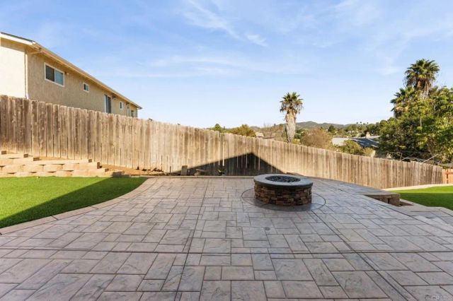 209 Journeys End, Vista, CA 92083