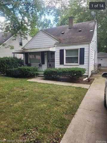 24281 Parklawn Street, Oak Park, MI 48237