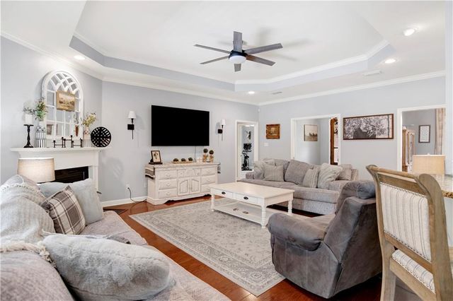 8806 Belmont Park Drive, Theodore, AL 36582