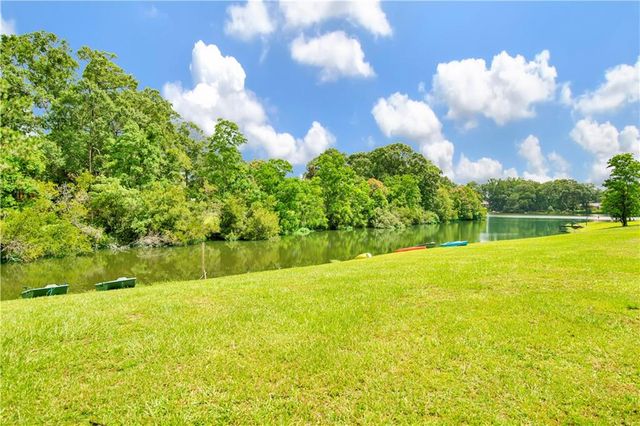 8806 Belmont Park Drive, Theodore, AL 36582