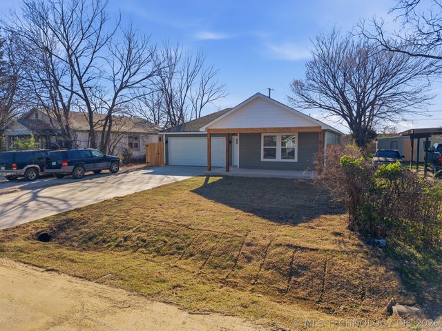 2814 N St Louis Avenue, Tulsa, OK 74106