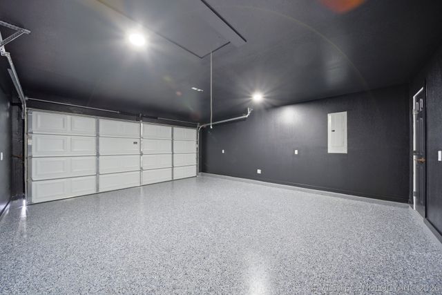 2814 N St Louis Avenue, Tulsa, OK 74106