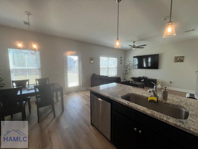 1026 Grayson Avenue, Hinesville, GA 31313