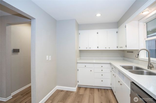 4403 Soundview Drive W, University Place, WA 98466