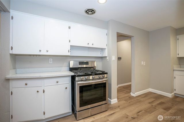 4403 Soundview Drive W, University Place, WA 98466