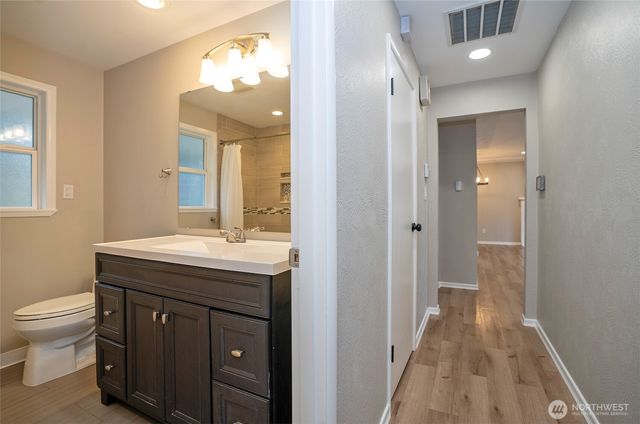 4403 Soundview Drive W, University Place, WA 98466