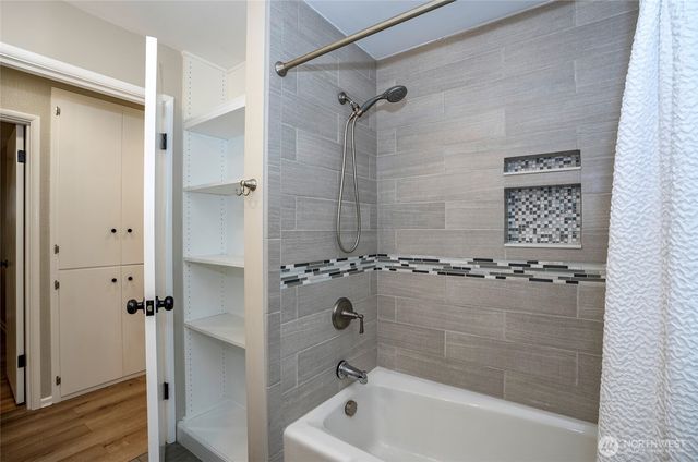 4403 Soundview Drive W, University Place, WA 98466