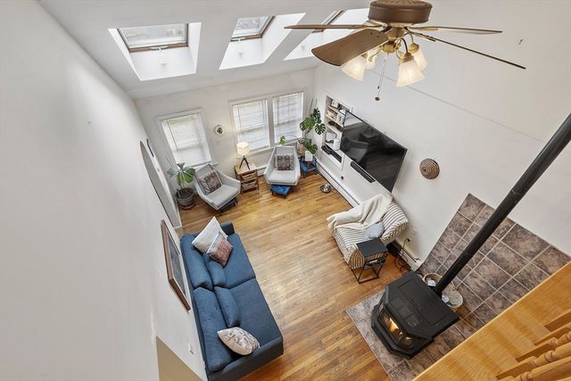 16 Fletcher Ln, Littleton, MA 01460