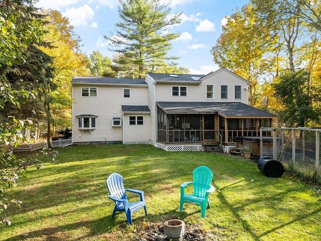 16 Fletcher Ln, Littleton, MA 01460