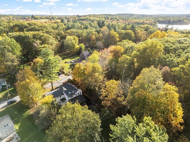 16 Fletcher Ln, Littleton, MA 01460