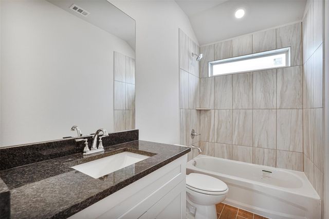 6415 Bolinas Court, Rosharon, TX 77583