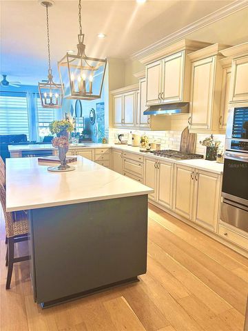 615 ISLEBAY DRIVE, Apollo Beach, FL 33572