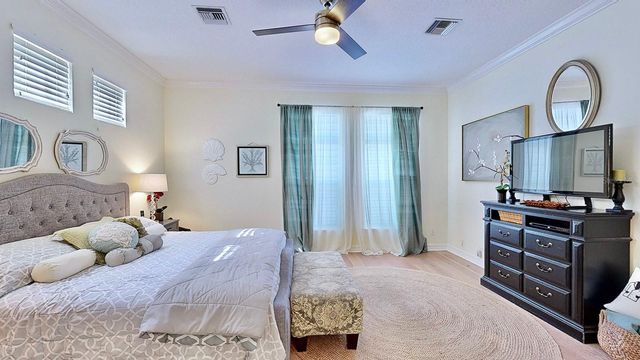 615 ISLEBAY DRIVE, Apollo Beach, FL 33572