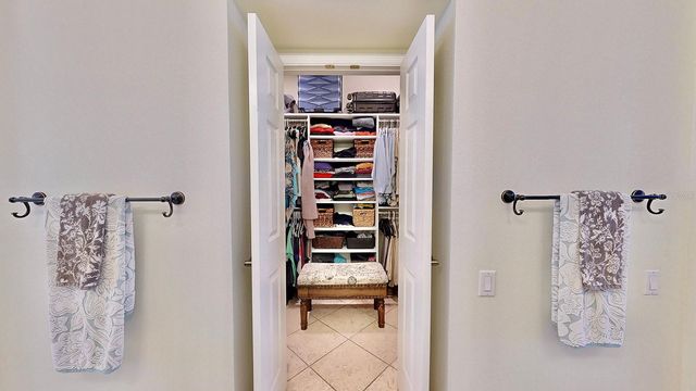 615 ISLEBAY DRIVE, Apollo Beach, FL 33572