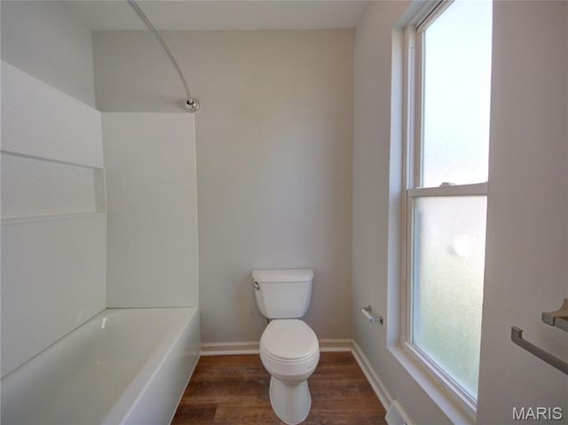 209 W Arlee Avenue, St Louis, MO 63125
