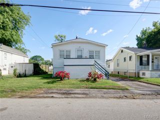 209 W Arlee Avenue, St Louis, MO 63125
