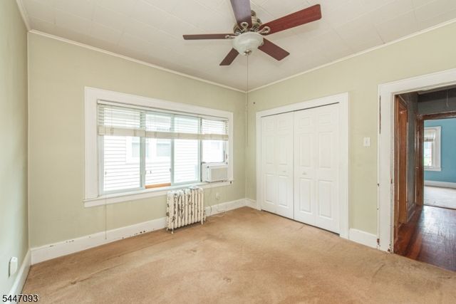 11 Farrington St, West Caldwell Twp., NJ 07006