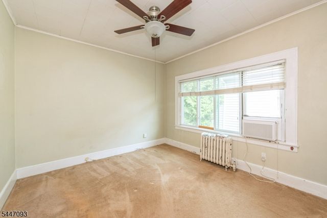 11 Farrington St, West Caldwell Twp., NJ 07006