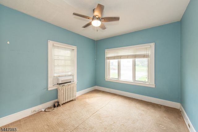 11 Farrington St, West Caldwell Twp., NJ 07006