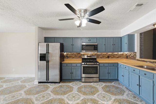 7334 Mundare Lane, Houston, TX 77086