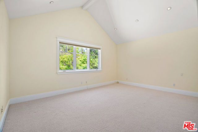 117 S BURLINGAME Avenue, Los Angeles, CA 90049
