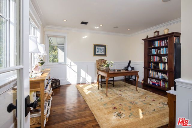 117 S BURLINGAME Avenue, Los Angeles, CA 90049