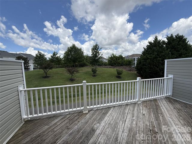 9956 Kings Parade Boulevard, Charlotte, NC 28273