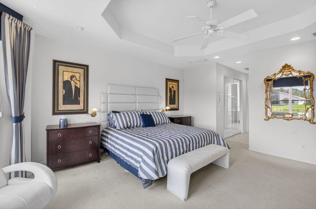 13197 Alhambra Lake Circle, Delray Beach, FL 33446