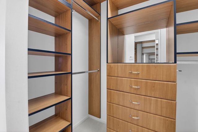 13197 Alhambra Lake Circle, Delray Beach, FL 33446