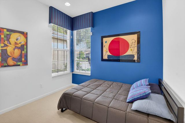 13197 Alhambra Lake Circle, Delray Beach, FL 33446