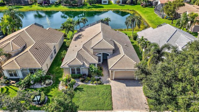 13197 Alhambra Lake Circle, Delray Beach, FL 33446