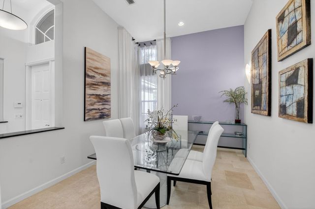 13197 Alhambra Lake Circle, Delray Beach, FL 33446