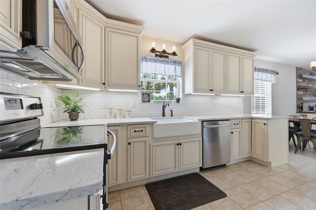 25209 N COUNTY ROAD 1491, Alachua, FL 32615