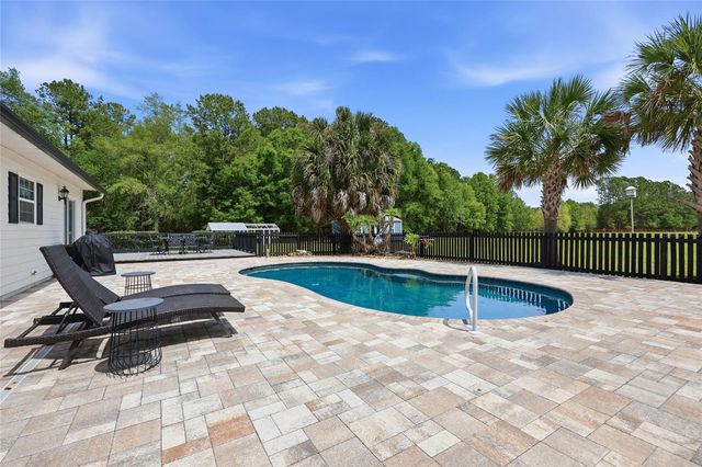 25209 N COUNTY ROAD 1491, Alachua, FL 32615