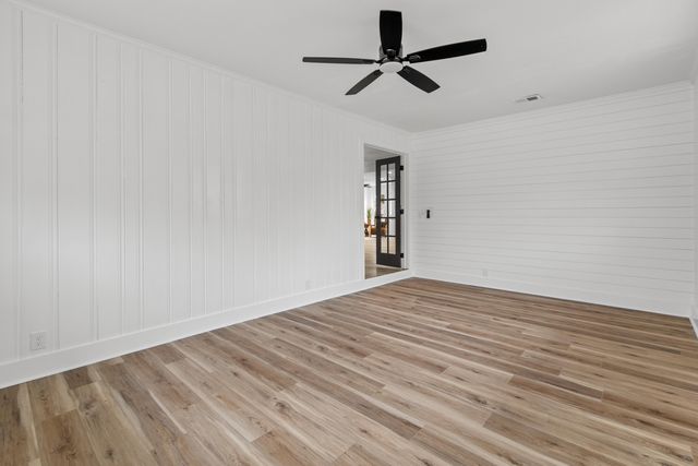 1111 Barrett Road, Charleston, SC 29407