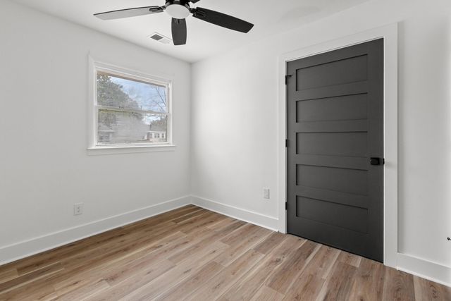 1111 Barrett Road, Charleston, SC 29407