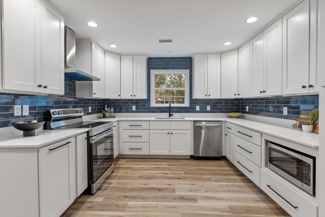 1111 Barrett Road, Charleston, SC 29407