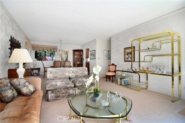 7158 Leota, Canoga Park (los Angeles), CA 91304