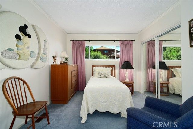 7158 Leota, Canoga Park (los Angeles), CA 91304