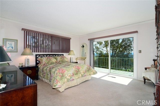 7158 Leota, Canoga Park (los Angeles), CA 91304