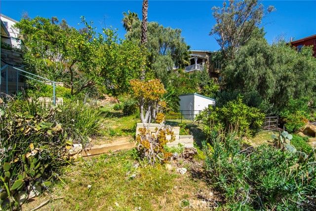 7158 Leota, Canoga Park (los Angeles), CA 91304