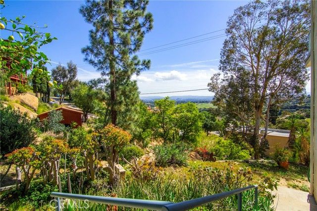 7158 Leota, Canoga Park (los Angeles), CA 91304