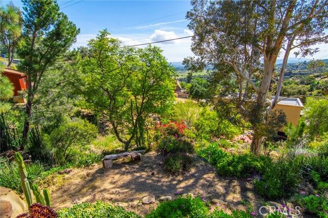 7158 Leota, Canoga Park (los Angeles), CA 91304