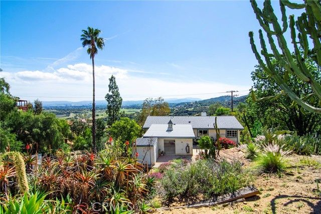 7158 Leota, Canoga Park (los Angeles), CA 91304