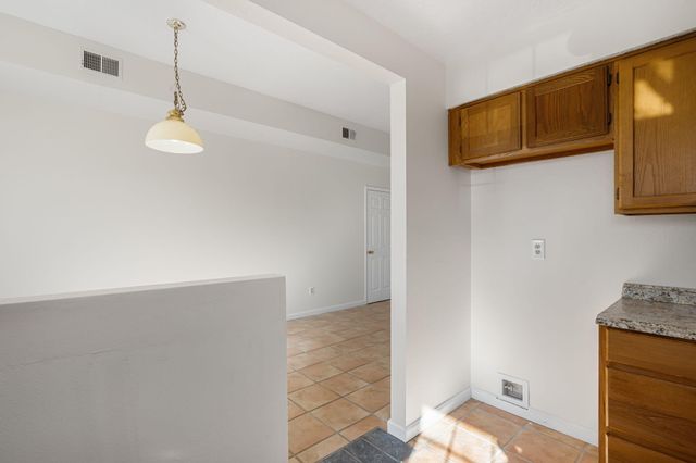 7315 Platero Place NW, Albuquerque, NM 87120