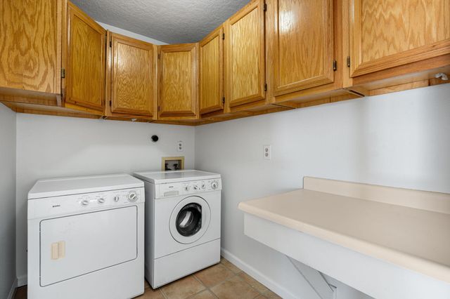 7315 Platero Place NW, Albuquerque, NM 87120