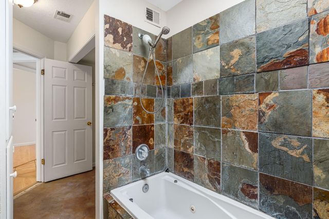 7315 Platero Place NW, Albuquerque, NM 87120