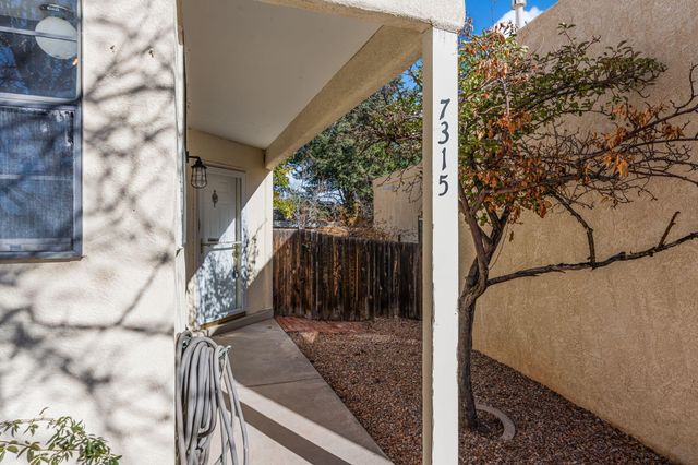 7315 Platero Place NW, Albuquerque, NM 87120