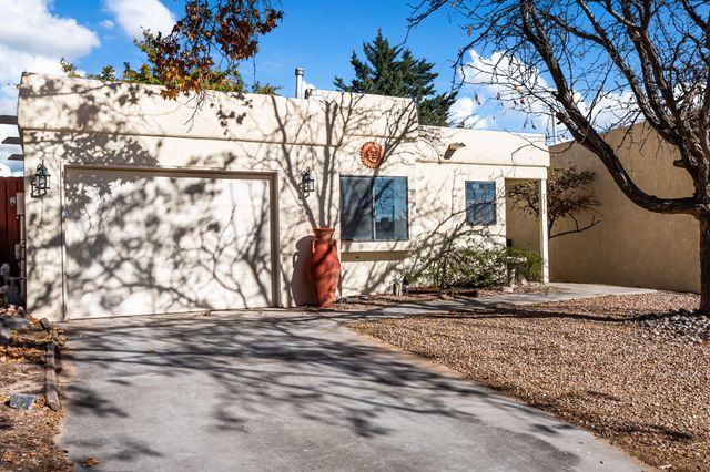 7315 Platero Place NW, Albuquerque, NM 87120