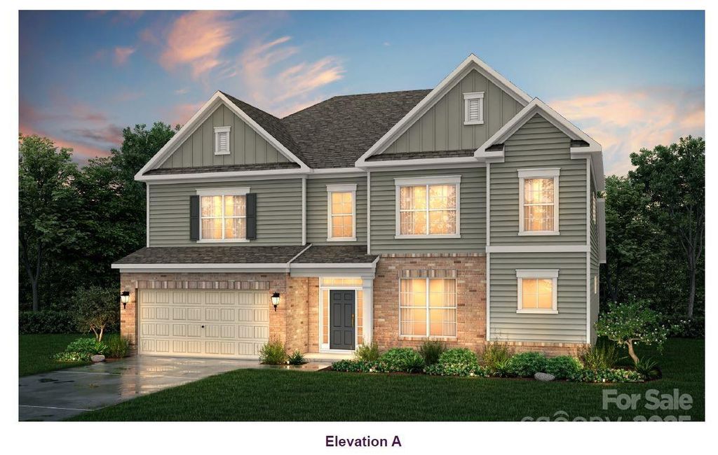 210 E Warfield Drive, Mooresville, NC 28115